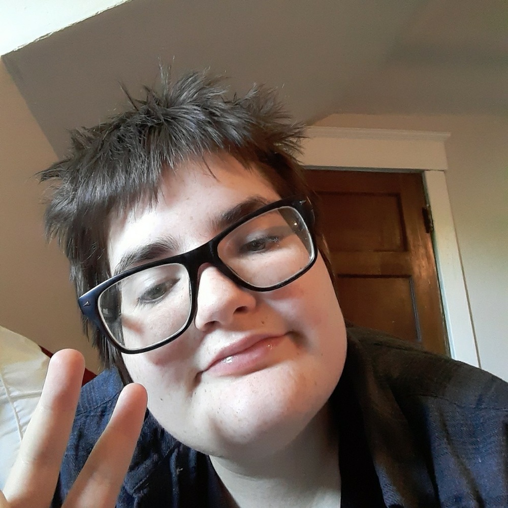 Meet your Posher, Ash